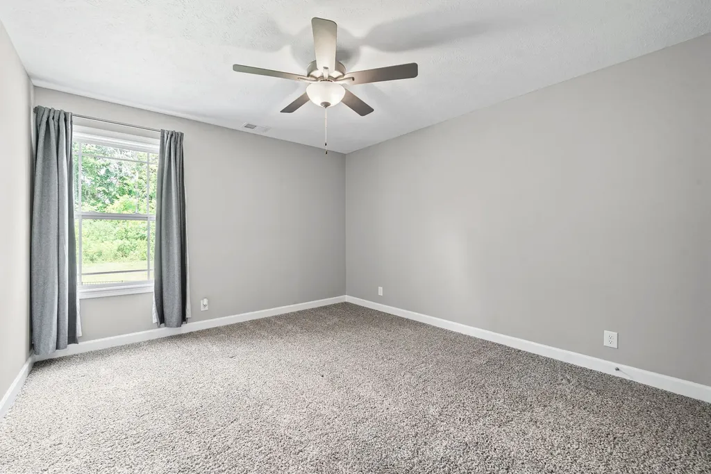 1287 Highgrove Lane Clarksville TN 37043