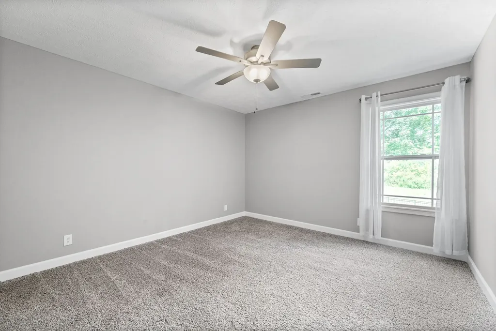 1287 Highgrove Lane Clarksville TN 37043