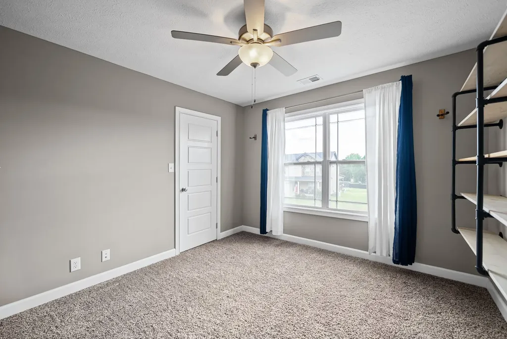 1287 Highgrove Lane Clarksville TN 37043