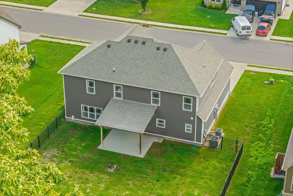 1287 Highgrove Lane Clarksville TN 37043
