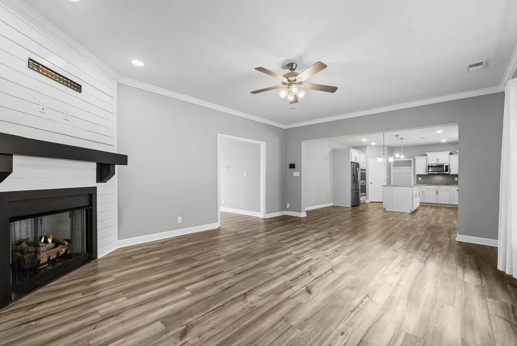 1287 Highgrove Lane Clarksville TN 37043