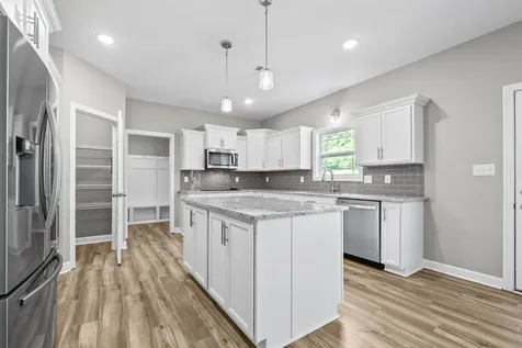 1287 Highgrove Lane Clarksville TN 37043