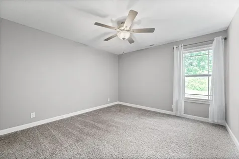 1287 Highgrove Lane Clarksville TN 37043