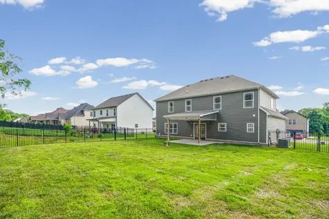1287 Highgrove Lane Clarksville TN 37043