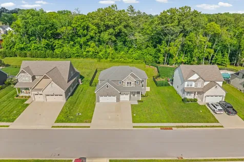 1287 Highgrove Lane Clarksville TN 37043