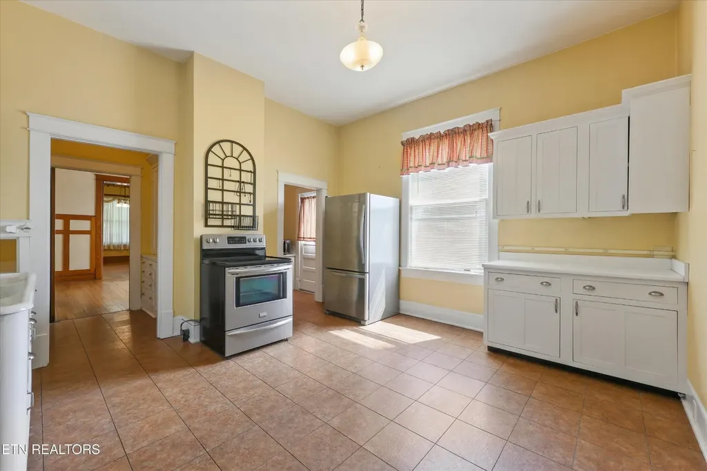 425 S Court Street Maryville TN 37803