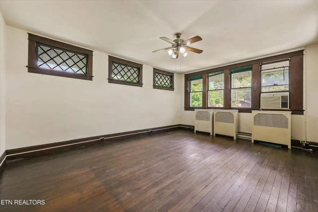 425 S Court Street Maryville TN 37803
