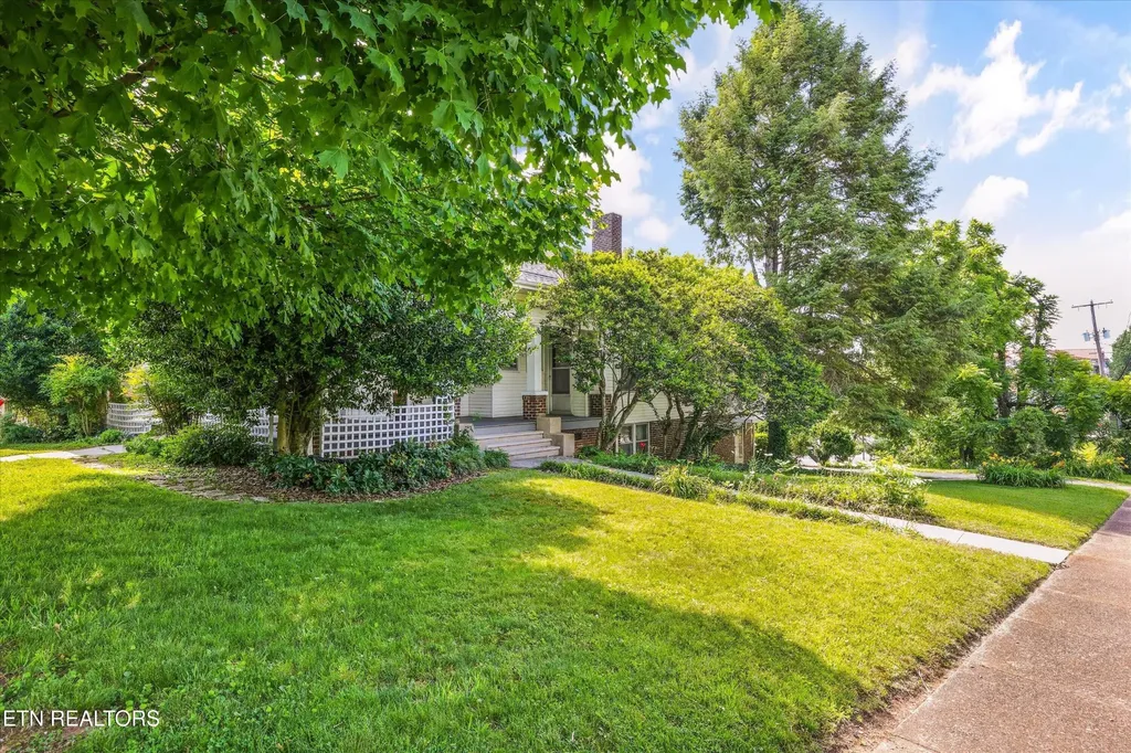 425 S Court Street Maryville TN 37803