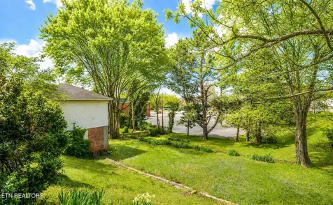 425 S Court Street Maryville TN 37803