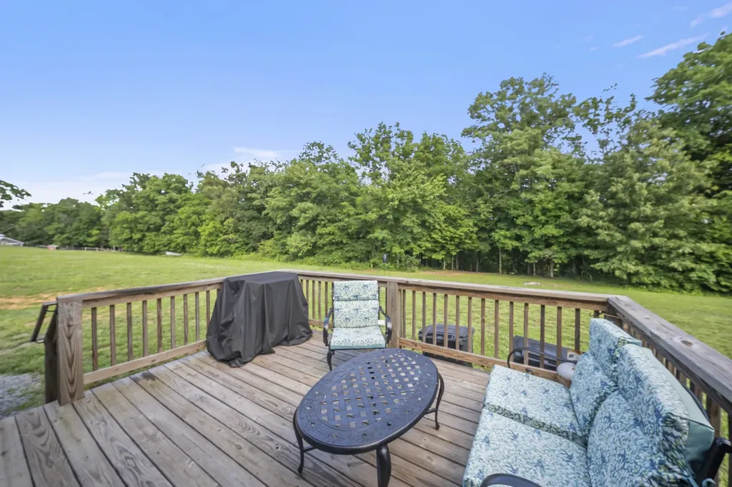 22153 Highway 49 E Springfield TN 37172
