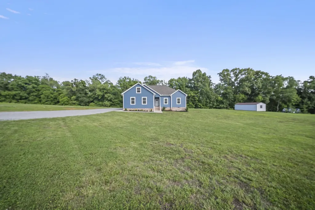 22153 Highway 49 E Springfield TN 37172