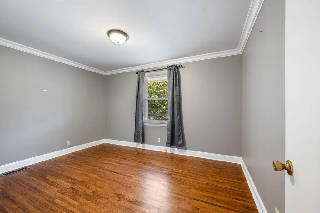 6628 Cabot Drive Nashville TN 37209