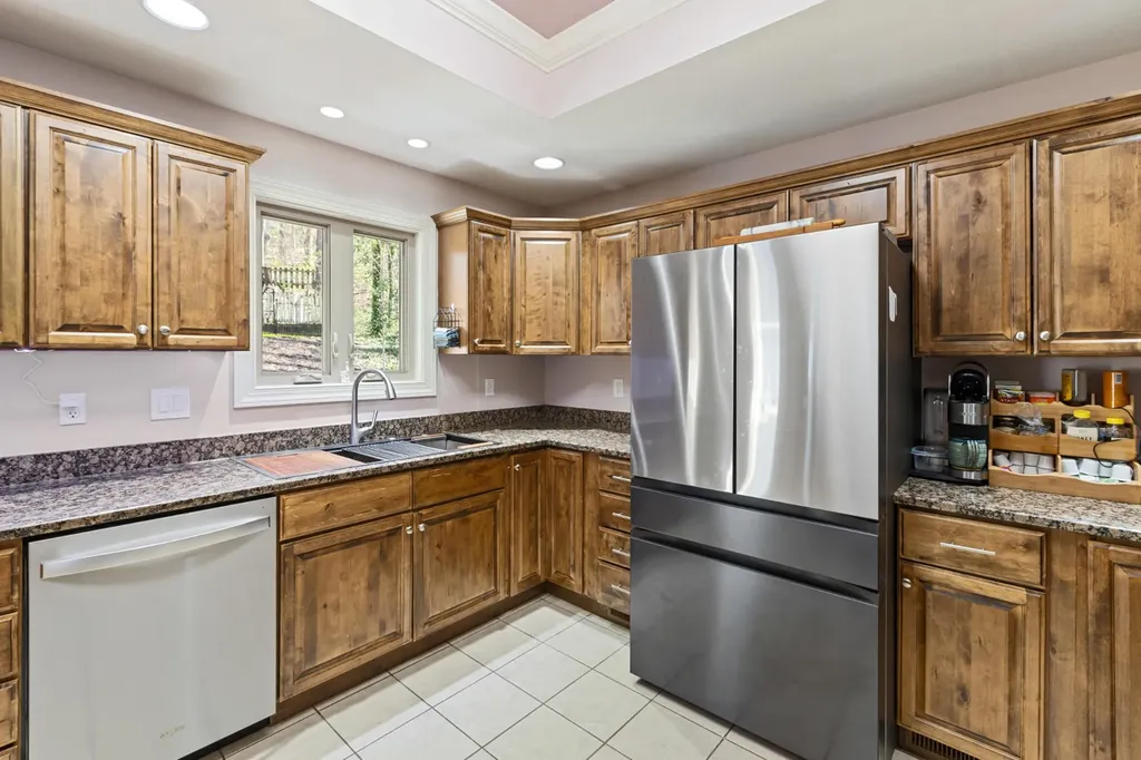 3502 Windsor Circle, NE Cleveland TN 37312
