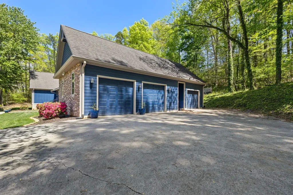 3502 Windsor Circle, NE Cleveland TN 37312