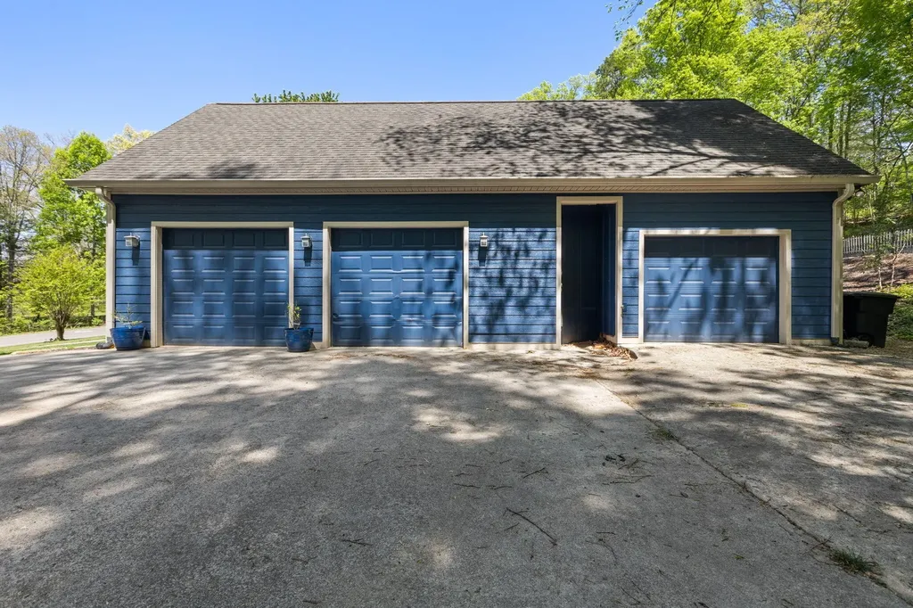 3502 Windsor Circle, NE Cleveland TN 37312