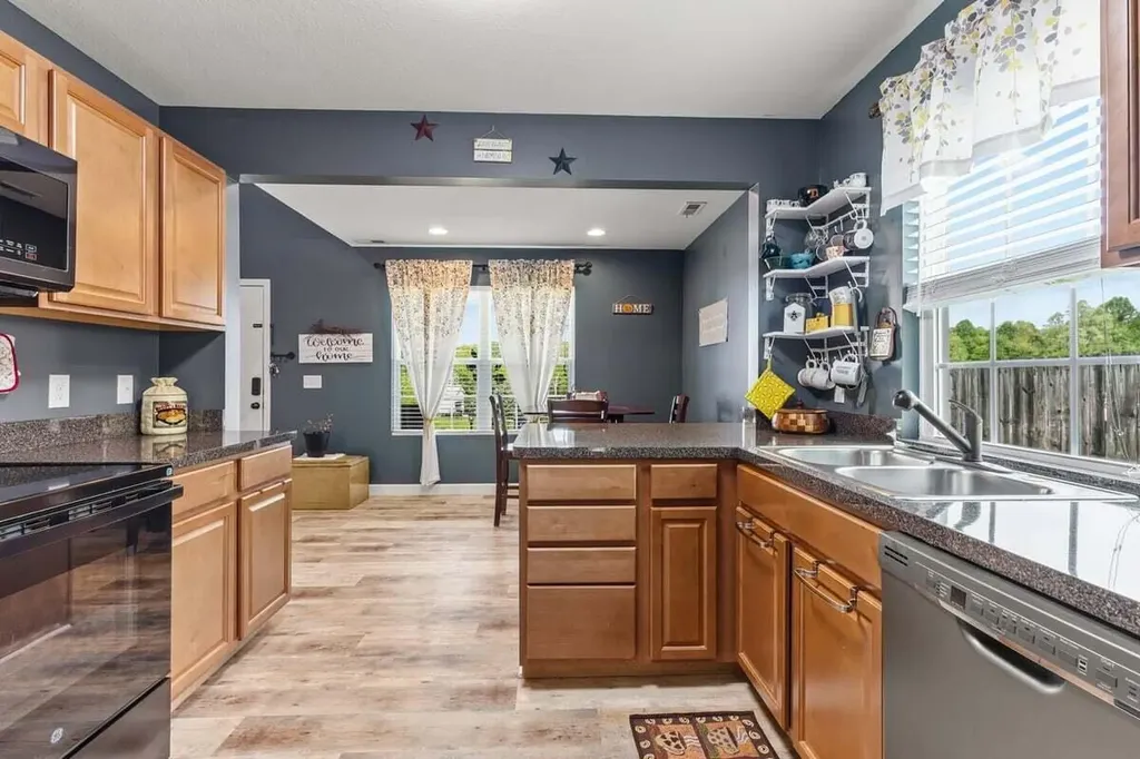 158 Park Avenue Madisonville TN 37354