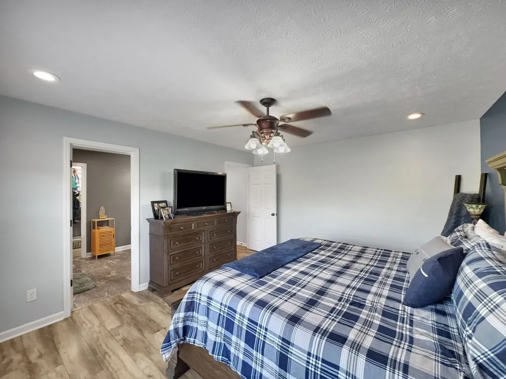 3265 Highway 141, N Hartsville TN 37074