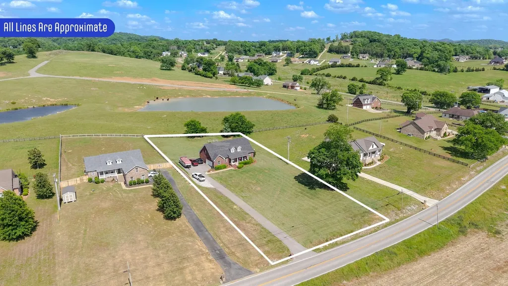 3265 Highway 141, N Hartsville TN 37074