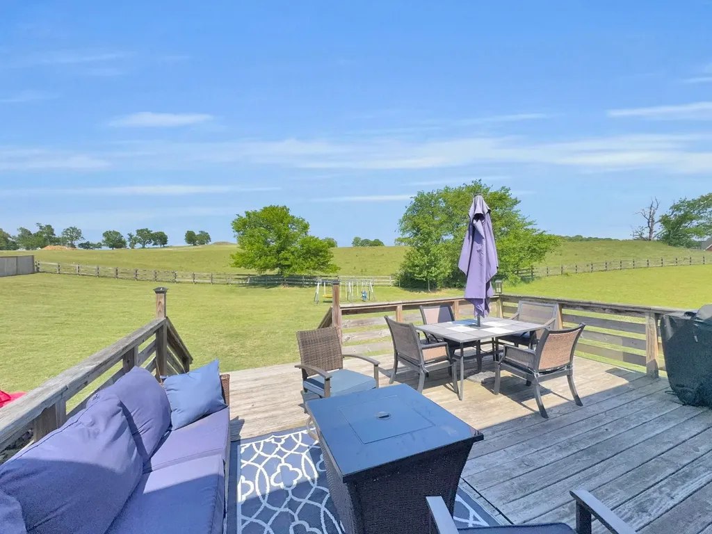 3265 Highway 141, N Hartsville TN 37074