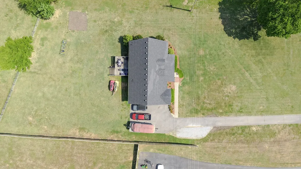 3265 Highway 141, N Hartsville TN 37074
