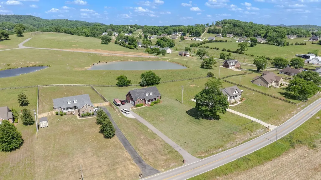 3265 Highway 141, N Hartsville TN 37074