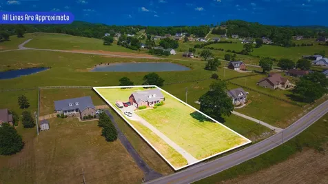 3265 Highway 141, N Hartsville TN 37074
