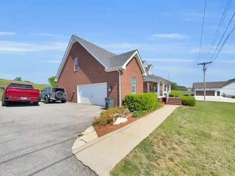 3265 Highway 141, N Hartsville TN 37074