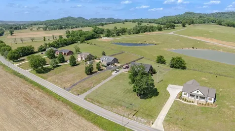 3265 Highway 141, N Hartsville TN 37074