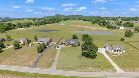 3265 Highway 141, N Hartsville TN 37074