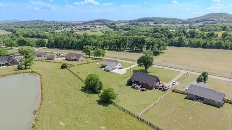 3265 Highway 141, N Hartsville TN 37074