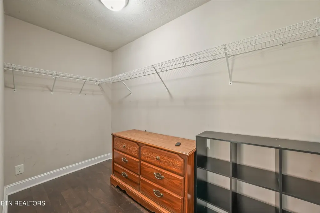 3311 Big Cove Lane Louisville TN 37777