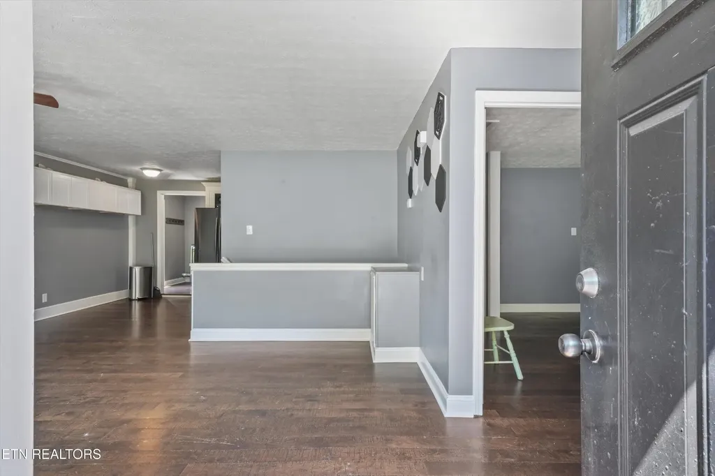 3311 Big Cove Lane Louisville TN 37777