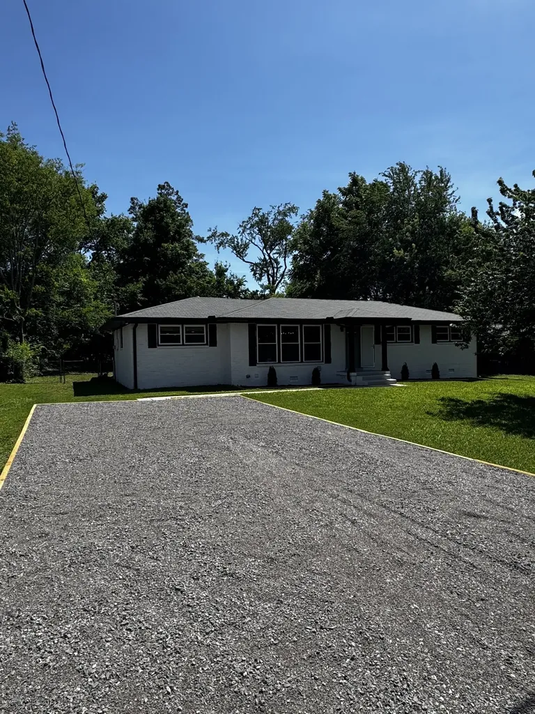 1008 Peachtree Drive Smyrna TN 37167