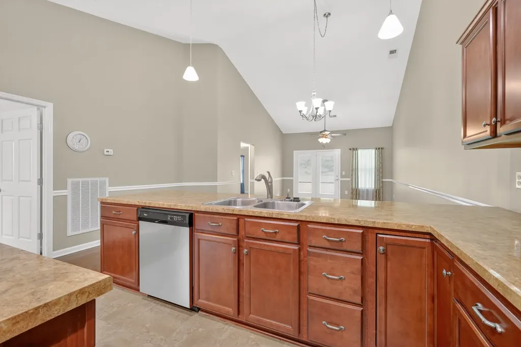 161 Plymouth Drive Lebanon TN 37087