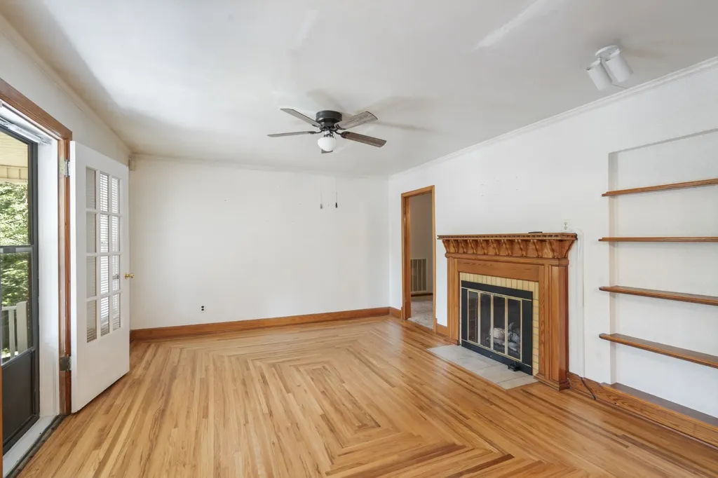 498 Highway 100 Centerville TN 37033