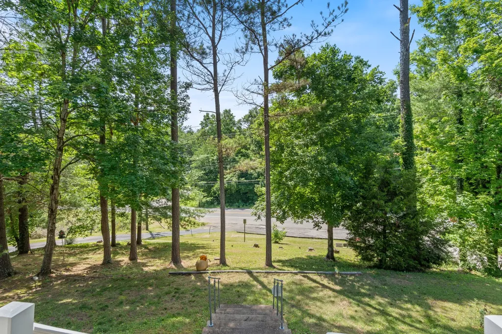 498 Highway 100 Centerville TN 37033