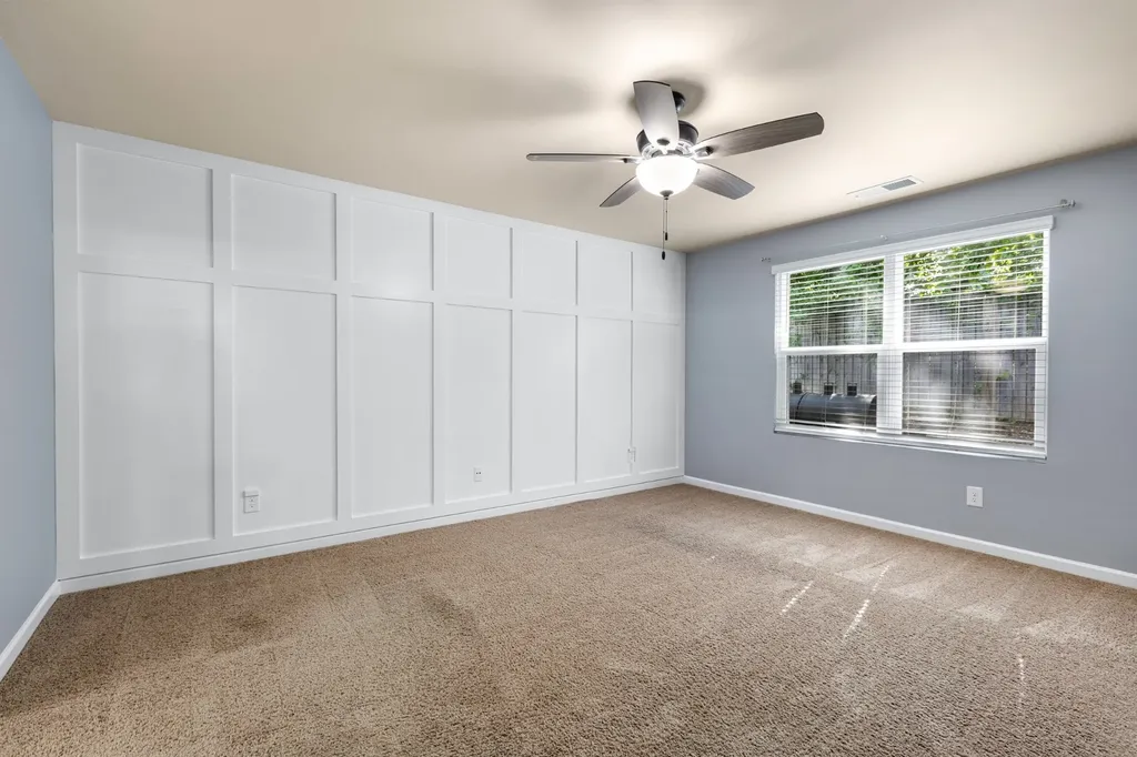 1240 Oxford Village Cove Columbia TN 38401