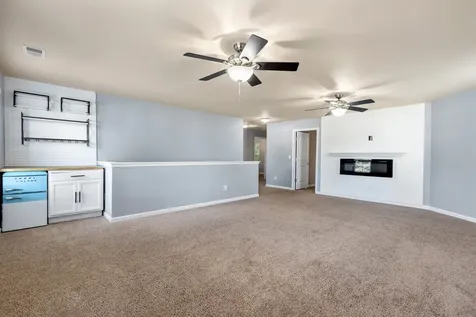 1240 Oxford Village Cove Columbia TN 38401