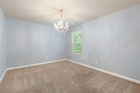 1240 Oxford Village Cove Columbia TN 38401