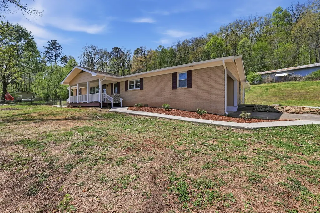 662 Red Hill Valley Road, SE Cleveland TN 37323