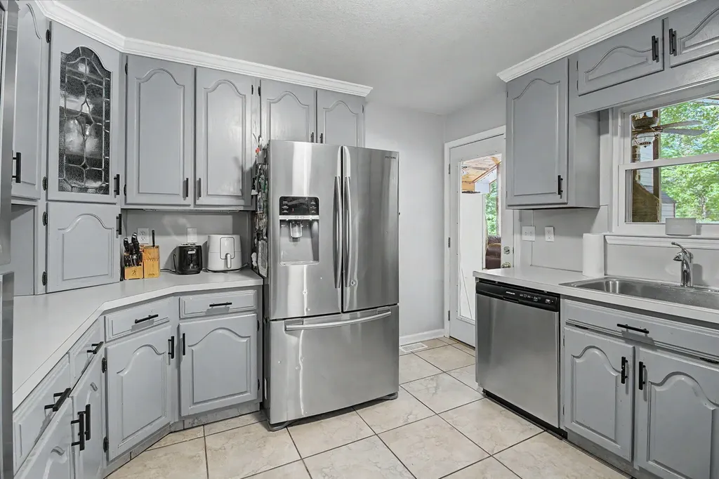 9917 Shore Drive Soddy Daisy TN 37379