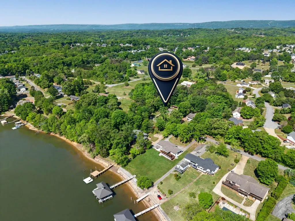 9917 Shore Drive Soddy Daisy TN 37379