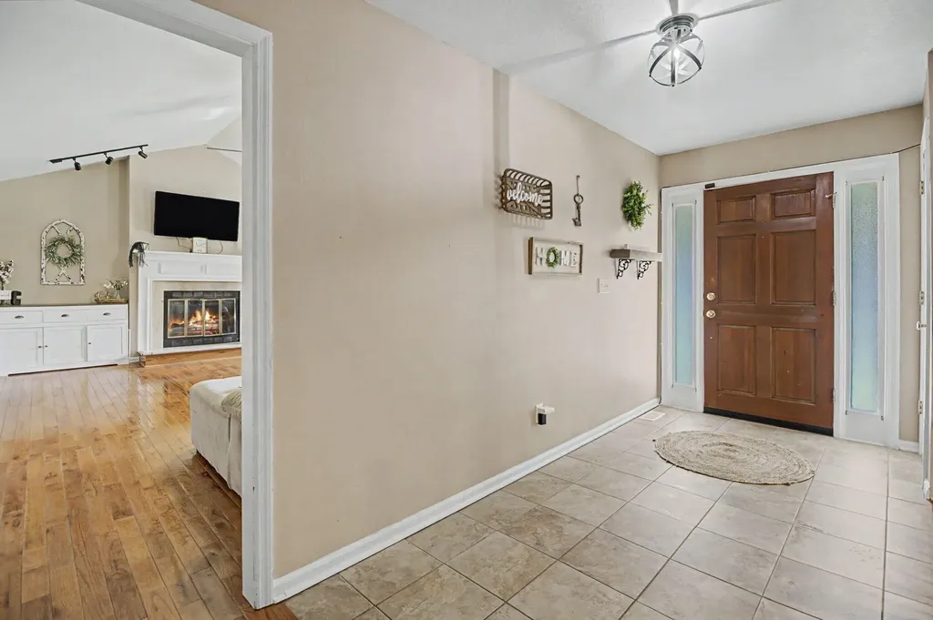 9917 Shore Drive Soddy Daisy TN 37379