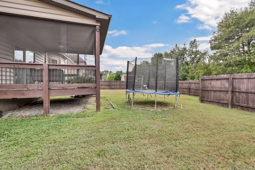 1520 Eads Court Clarksville TN 37043