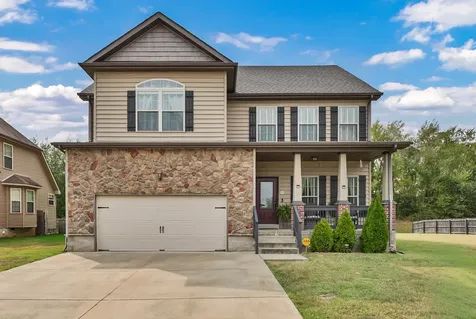 1520 Eads Court Clarksville TN 37043