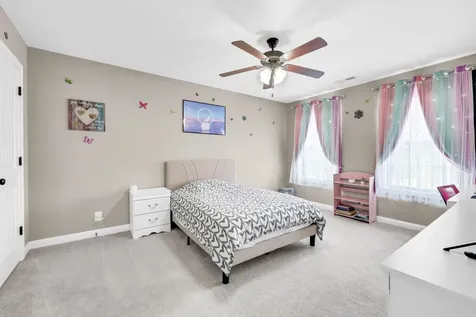 1520 Eads Court Clarksville TN 37043