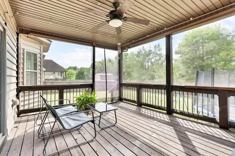 1520 Eads Court Clarksville TN 37043