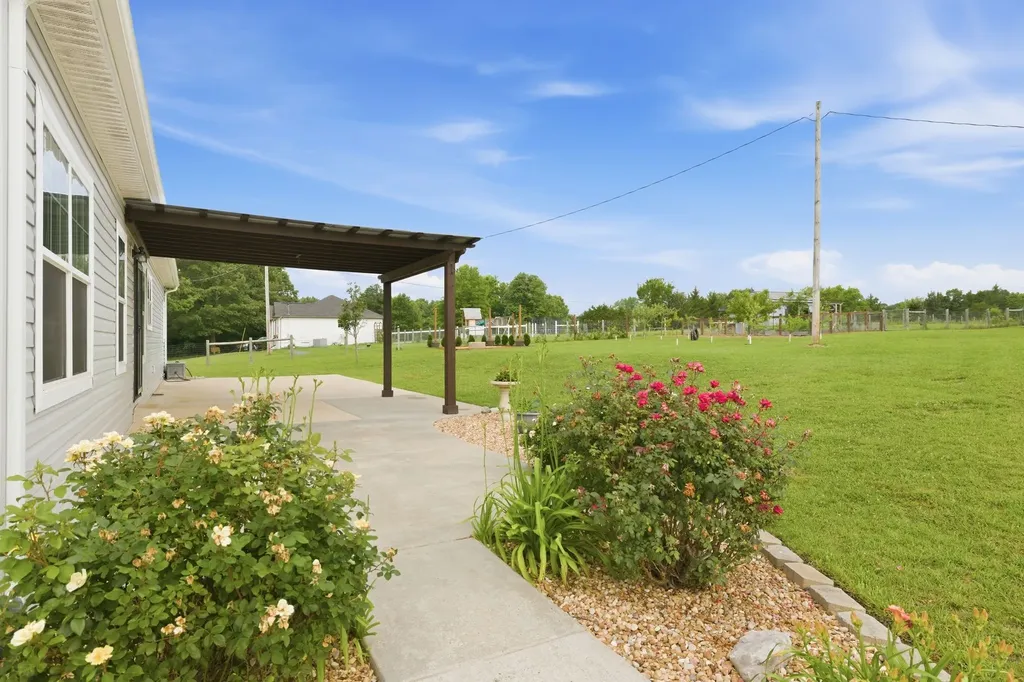 1380 Mccool Road Lewisburg TN 37091