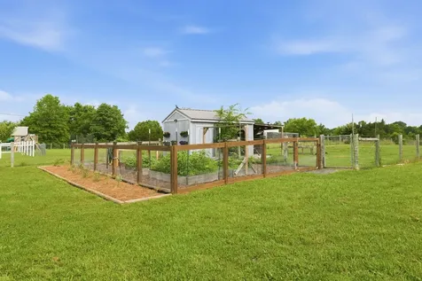 1380 Mccool Road Lewisburg TN 37091