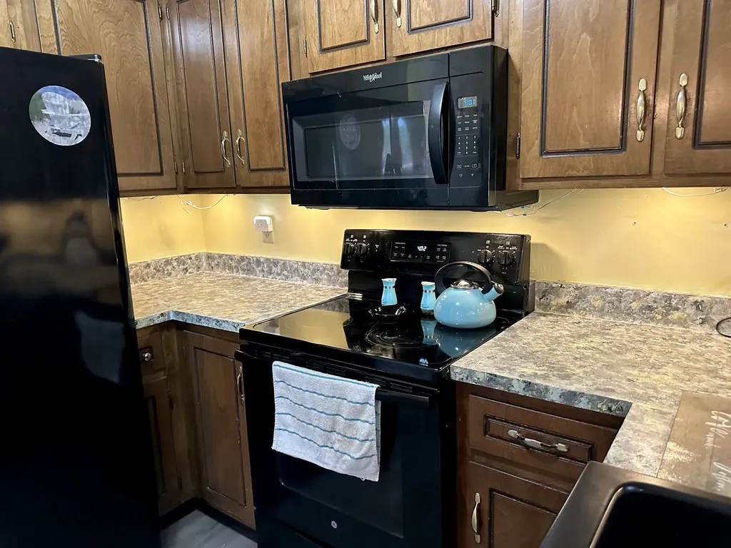 163 Old Farmers Road Clarksville TN 37043